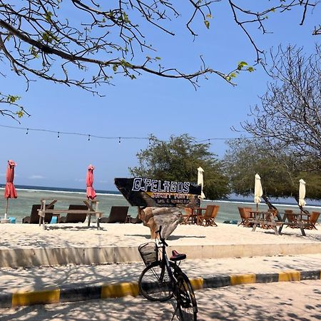 Q'Pelagos Sunset Bungalow กีลีตราวางัน ภายนอก รูปภาพ